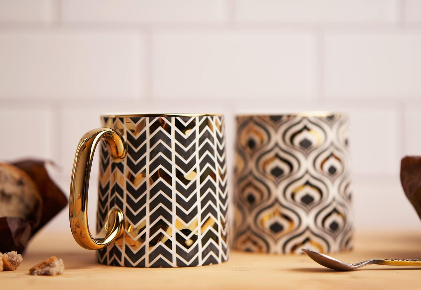 Kook Gold Coffee Mugs, Coffee Mug Set, Coffee Cup, Tea Cups, Porcelian, Geometric Design, Tea Cups with Handels, 14.8 Oz, Black and Gold, Set of 2
