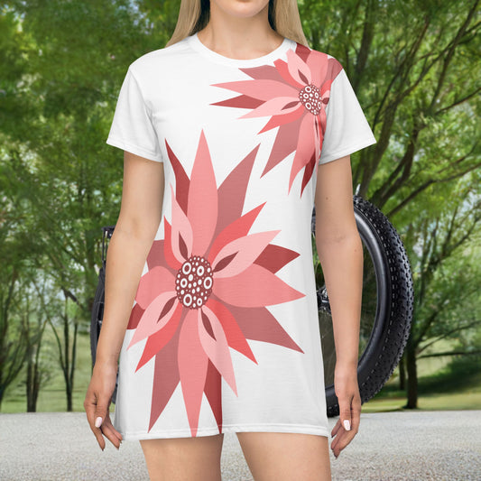 Flower standing out,T-Shirt Dress (AOP)